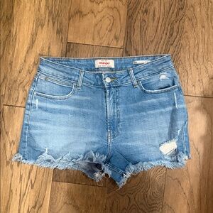 Wrangler Light Wash Distressed Denim Cutoff Shorts size 6